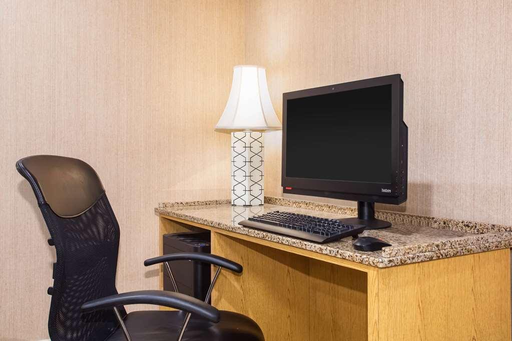 Baymont By Wyndham Columbia, Mo Hotel Facilities photo