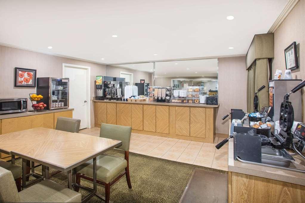 Baymont By Wyndham Columbia, Mo Hotel Facilities photo
